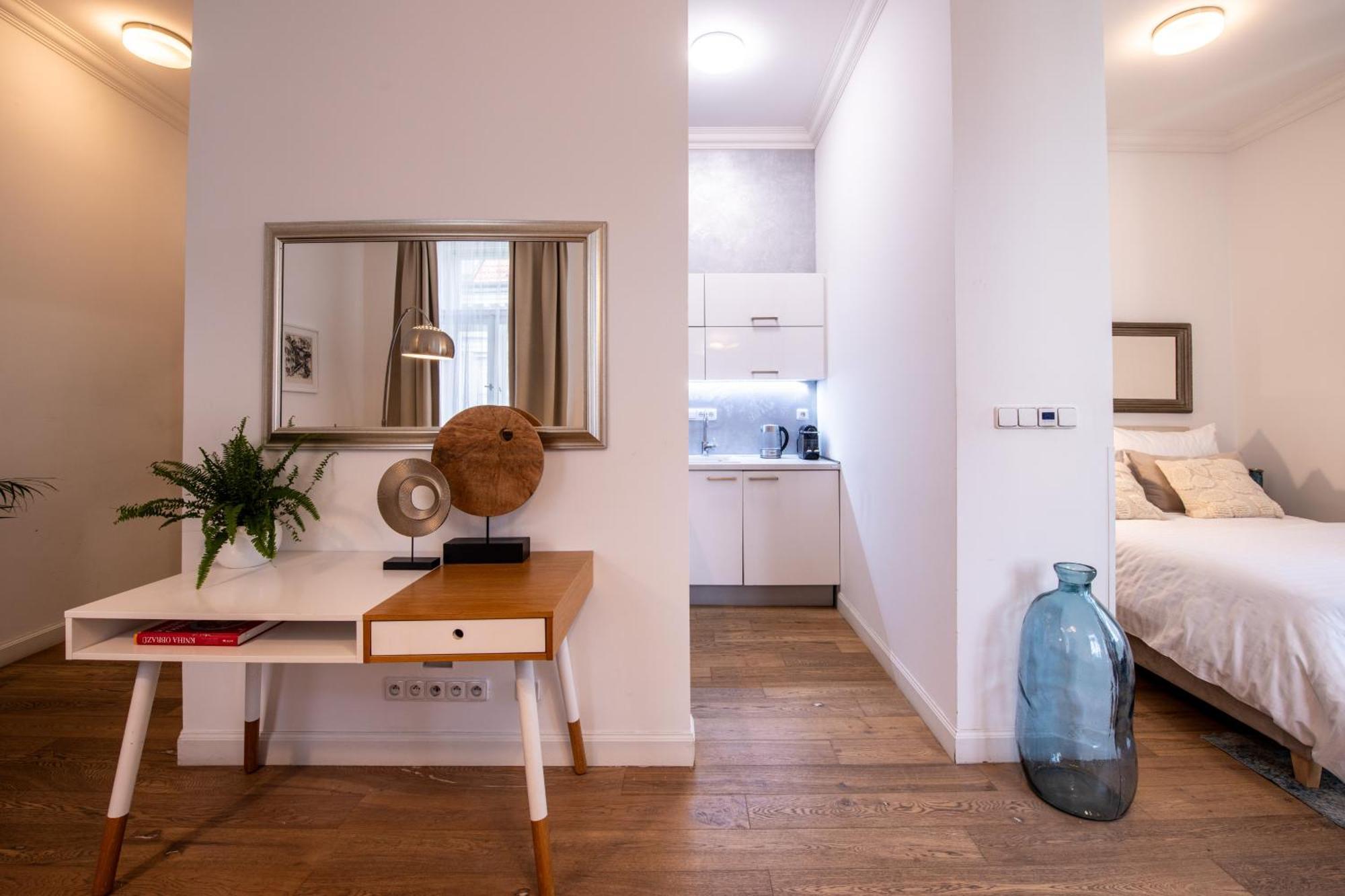 Modern Downtown - Renovated, On Ideal Location Apartamento