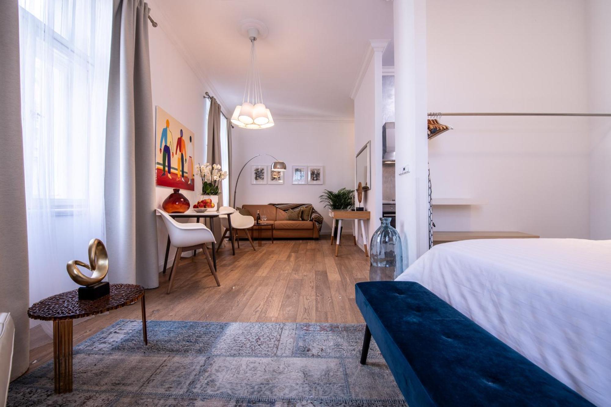 Modern Downtown - Renovated, On Ideal Location Apartamento *